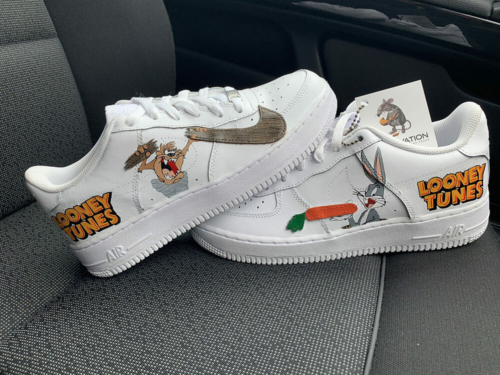 CUSTOM LOONEY TUNES AIR FORCE 1